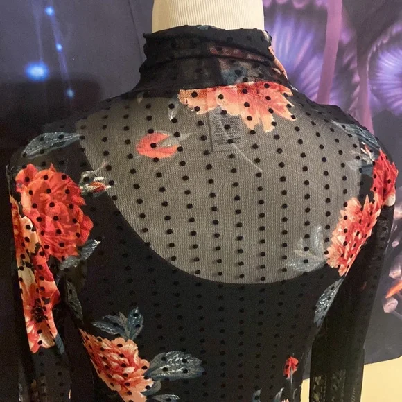 Planet gold sheer floral mid length dress size small - Picture 3 of 6